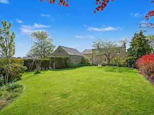 Gardens- click for photo gallery